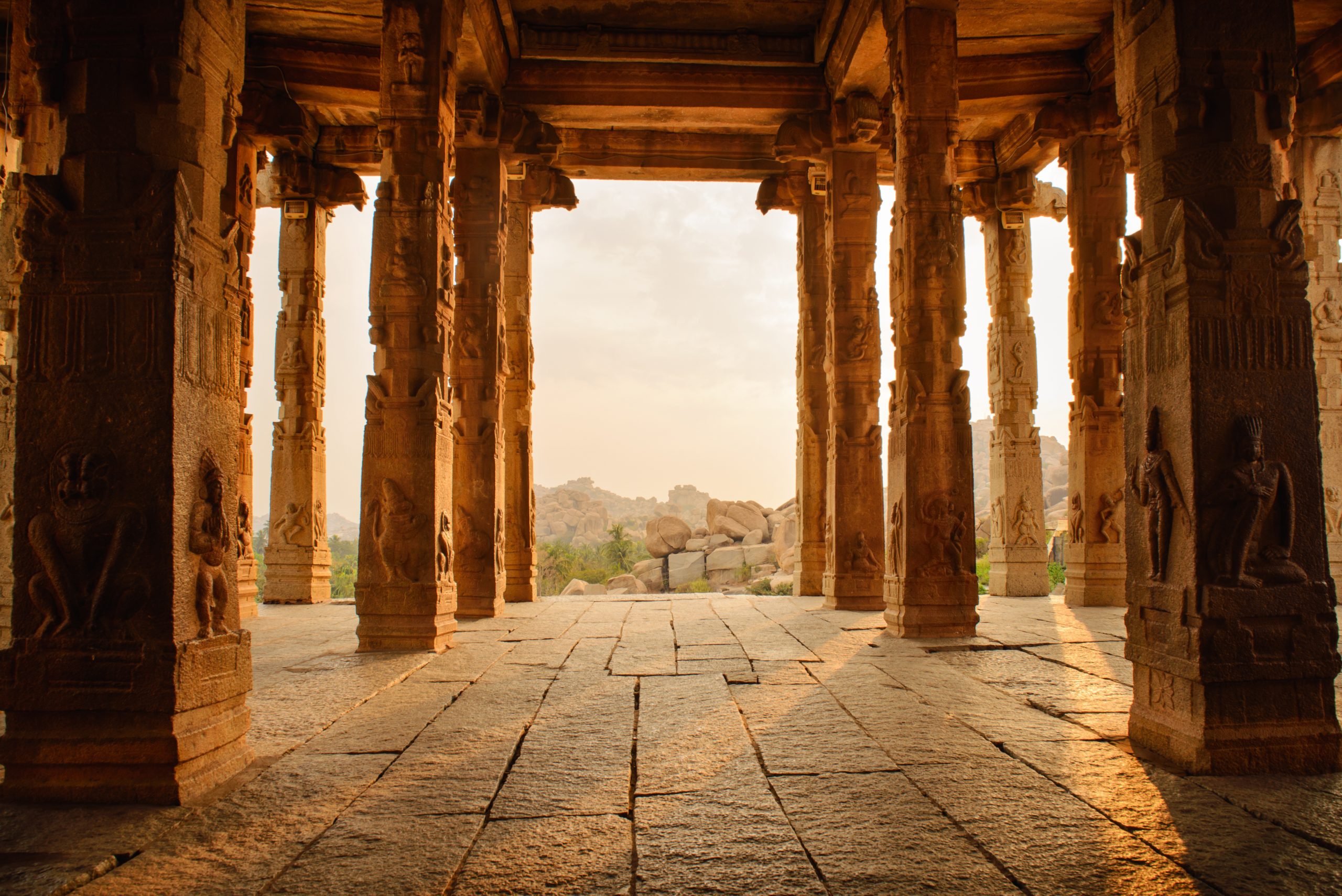 The temple as the center place